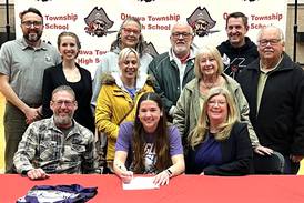 College signing: Ottawa distance runner Kamimayla Ragan heading to IVCC