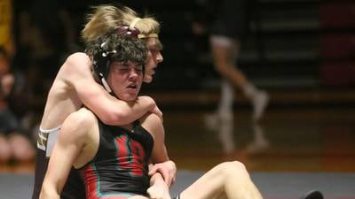 Photos: Morris vs L-P wrestling