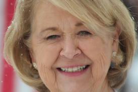LaMore voids vote on department heads’ contract