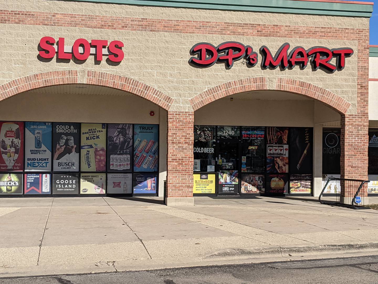 Oswego village trustees voted not to allow any more convenience stores to have video gambling. The one convenience store that does have video gambling – DP’s Mart on Douglas Road – will be allowed to continue to offer it.