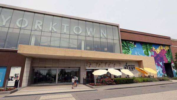 Holiday happenings at Yorktown Center in Lombard