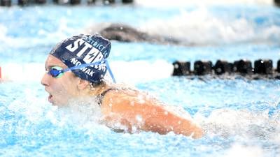 Dundee-Crown co-op’s Maggie Nowak, CL South co-op’s Bella Fontana win 1st individual state medals