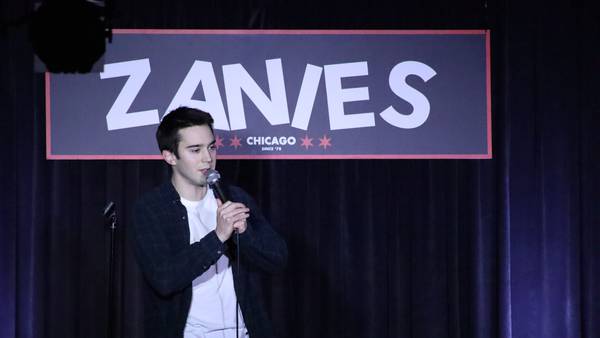 Comedian Des Mulrooney to perform at Lincoln Arts Center in Rochelle on Jan. 16