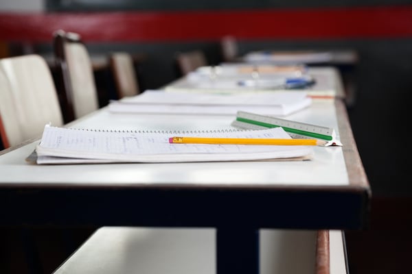 DeKalb School District 428 purchases more Chromebooks for students, staff