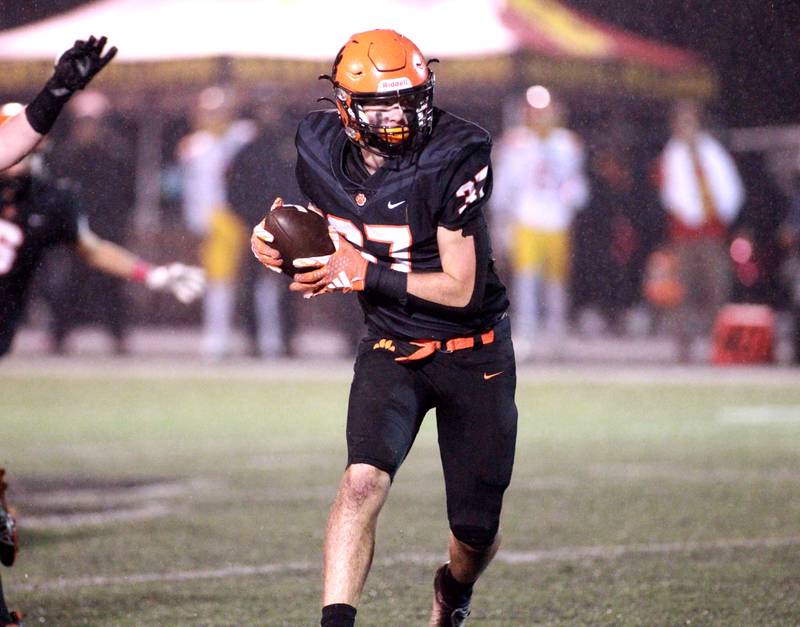 Photos: Wheaton Warrenville South vs Batavia in Week 8 football Shaw