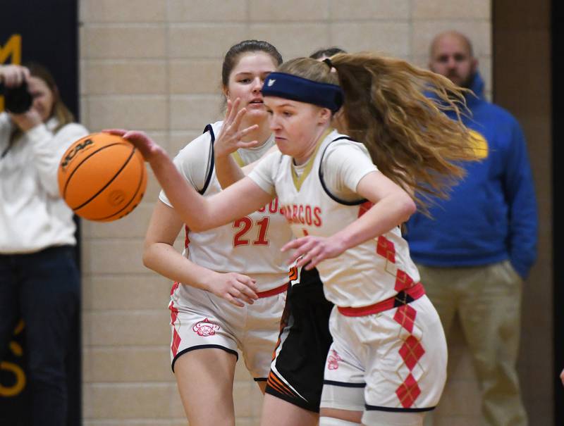 Polo's Camrynn Jones (4) steals the ball against Milledgeville on Saturday, Jan. 24, 2026 at Polo High School.