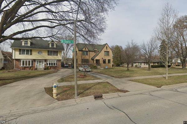 Elmhurst: Single-family home sells for $655,000