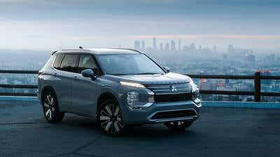 New Outlander is stylish, practical midsize SUV