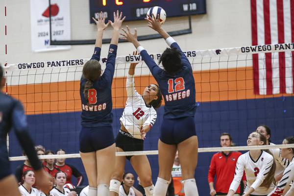 Camryn Carter seals the deal for Yorkville at Oswego
