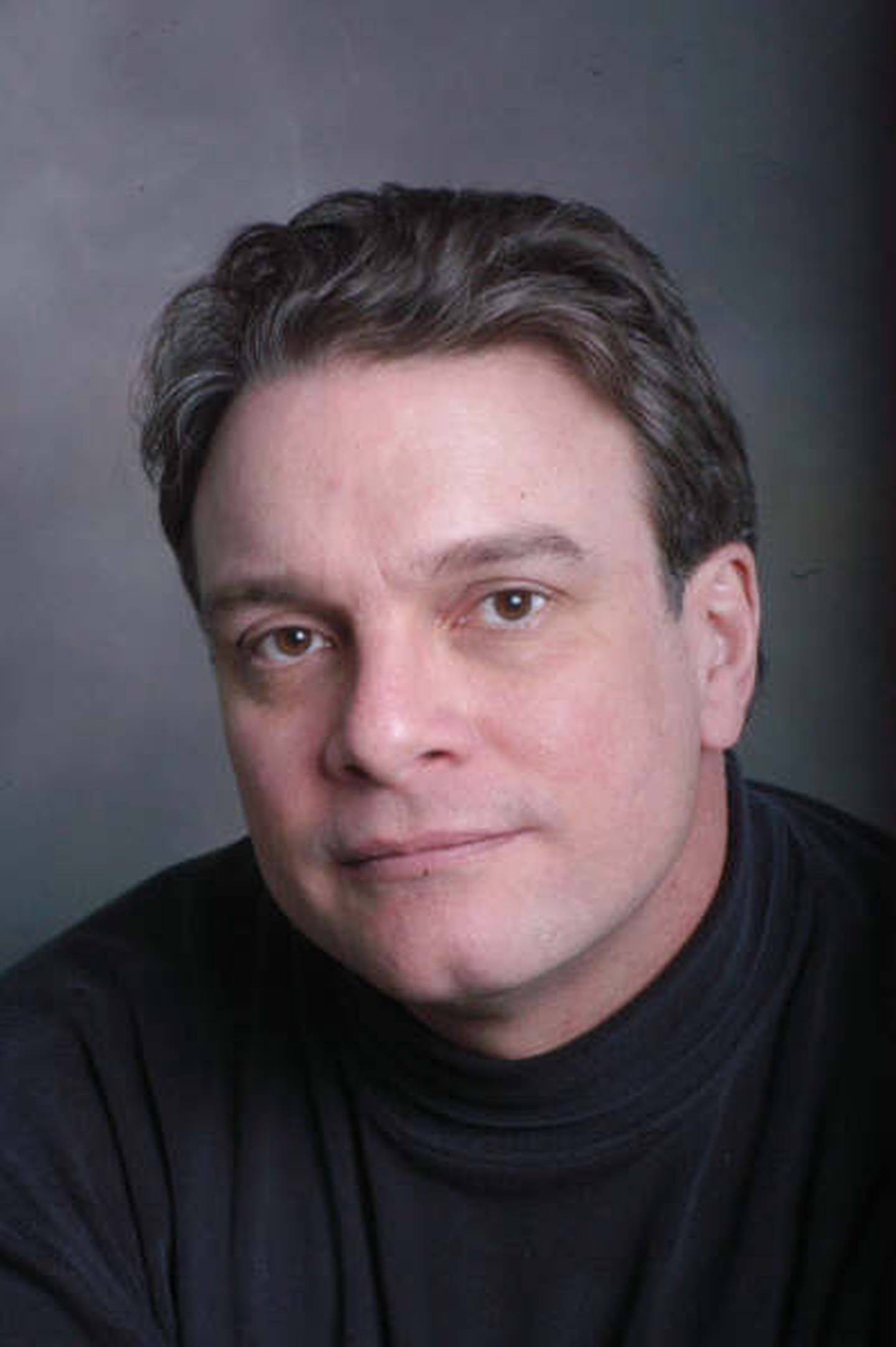 Peter Lipari of Plainfield is the new music director at  Metropolitan Youth Symphony Orchestra. He is also the orchestra director for Joliet Township High School District 204.