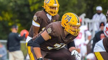 CCL/ESCC football notes: Carmel sophomores Jameer Miles, Wyatt VanBoening creating Power 4 buzz