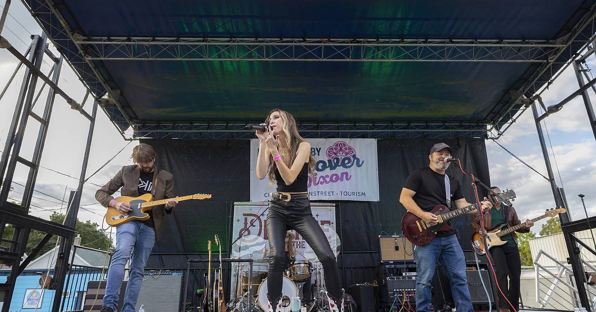Upcoming May festivals celebrate music, art & more in northern Illinois ...