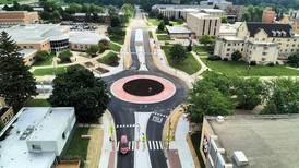 New roundabout open on NIU campus in DeKalb