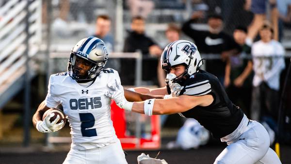 Oswego East edges out Plainfield North to remain undefeated on the season