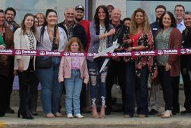 DeKalb Chamber welcomes Maurices and Evsie with ribbon-cutting