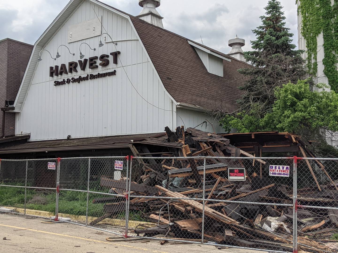 The main lobby, Bourbon Street, and the A, B and E wings of the hotel rooms at Pheasant Run were destroyed, according to a news release from the St. Charles Fire Department.