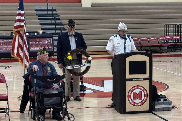 Morris residents and veterans gather at Shabbona School for Veterans Day observance