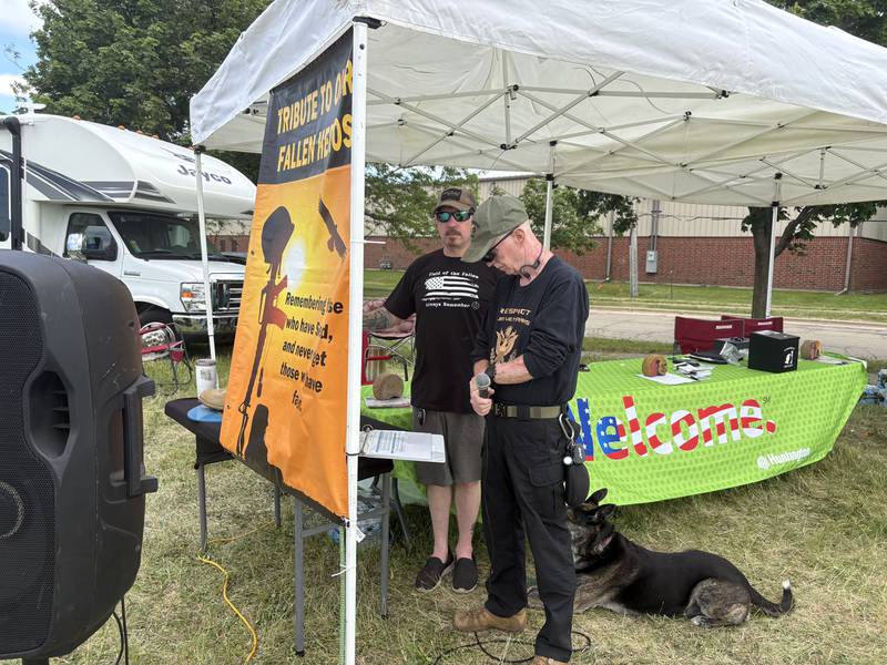 Field of the Fallen in Cary honors Illinois veterans