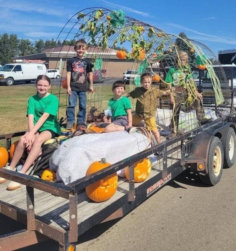 Pictured are Hazel Friday, Colton Gipper, Finn Slattery, Theo Slattery and David Bagwell.
