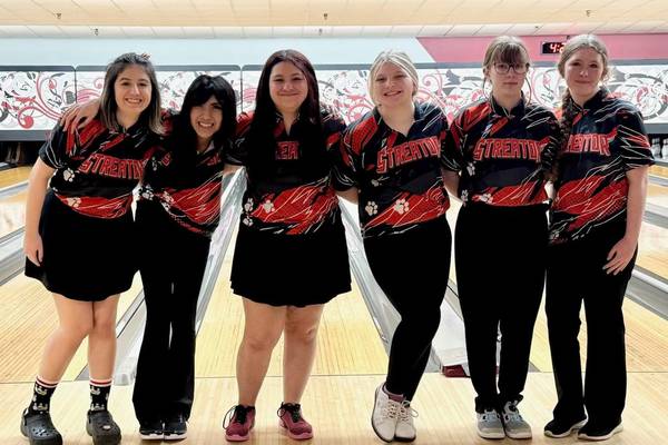 Streator bowlers advance to sectionals: The Times Friday Roundup
