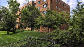 Teen charged with Joliet stabbing at Riverwalk Homes