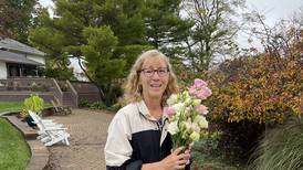 Flower arranging workshop in Henry draws local youth, adults
