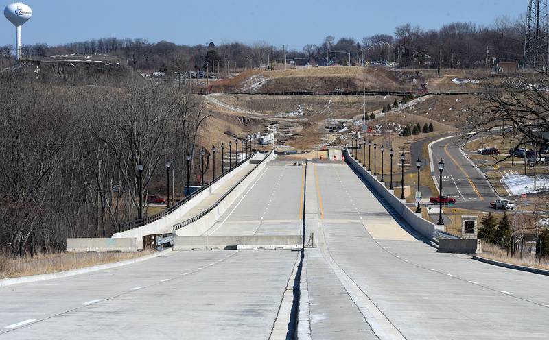 Construction on Longmeadow Parkway has been completed from Randall Road to the west to just east of the Fox River. One small section remains, but delays with materials and lead-tainted soil are pushing the expected completion date back to 2023.