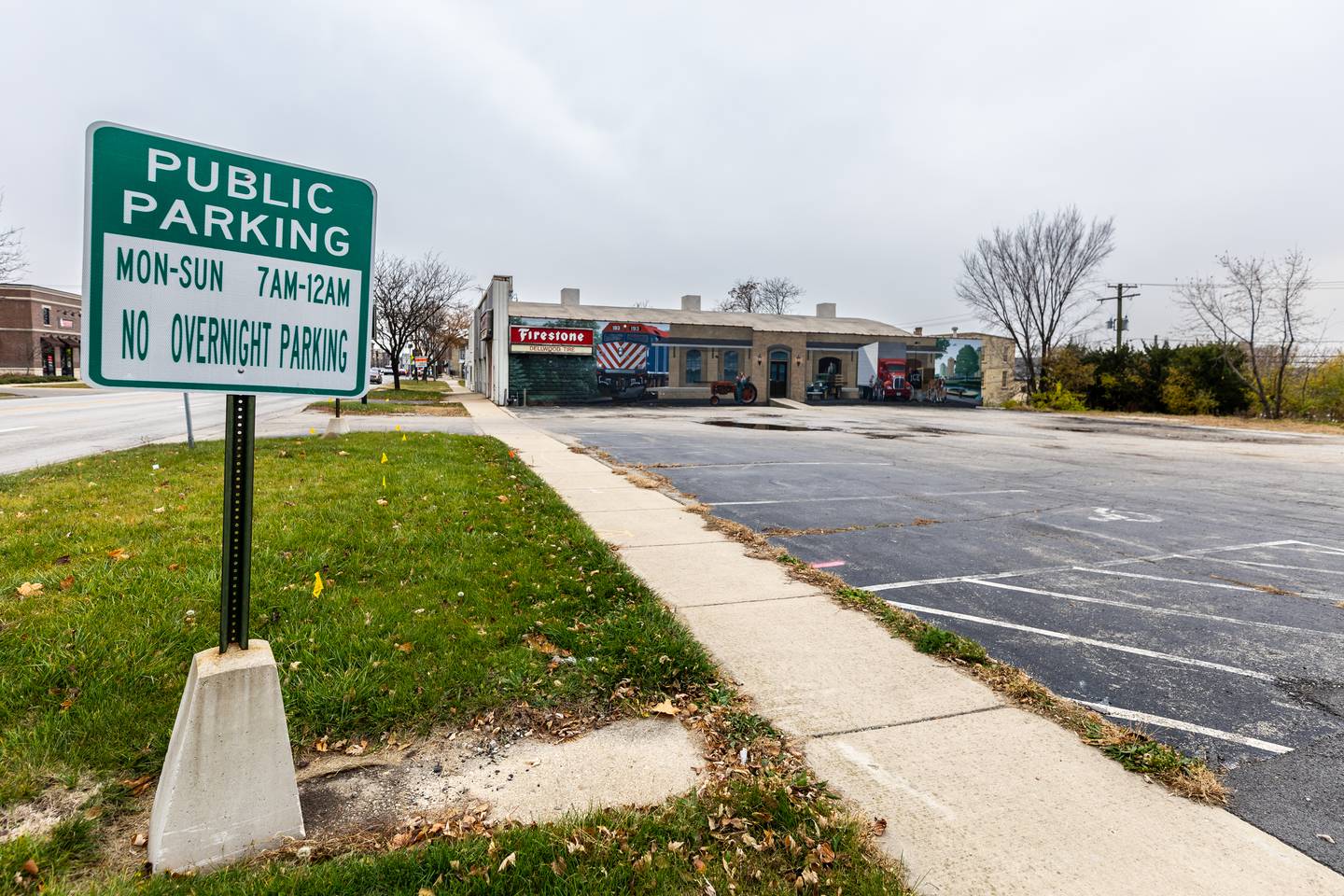 Public parking is available at the former Dellwood Tires location in Lockport, as pictured on Nov. 21, 2025.
