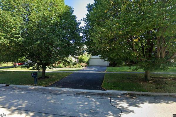 St. Charles: Single-family home goes for $549,000