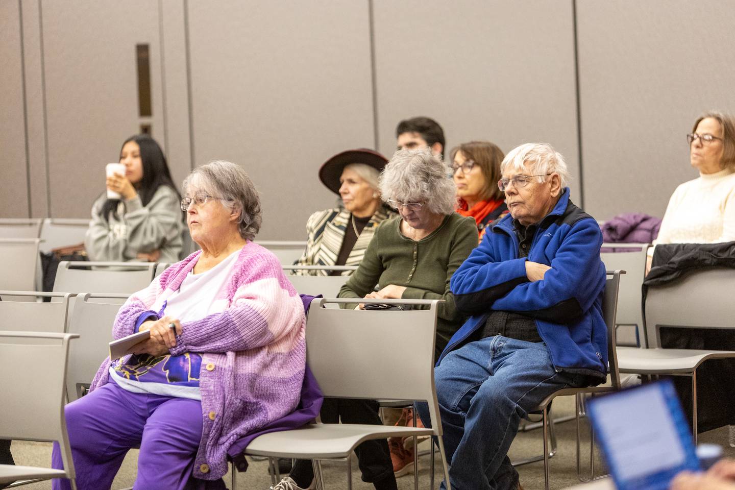 Voters attend League of Women Voters forum for Democratic Treasurer  and Sheriff candidates on Tuesday, Jan.13,2026 at the Gail Borden Library in Elgin.