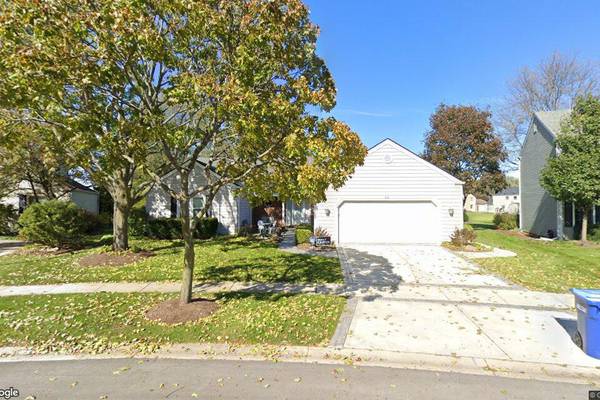 Single-family home sells in St. Charles for $582,500