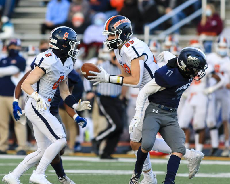 Photos Oswego vs. Oswego East football Shaw Local