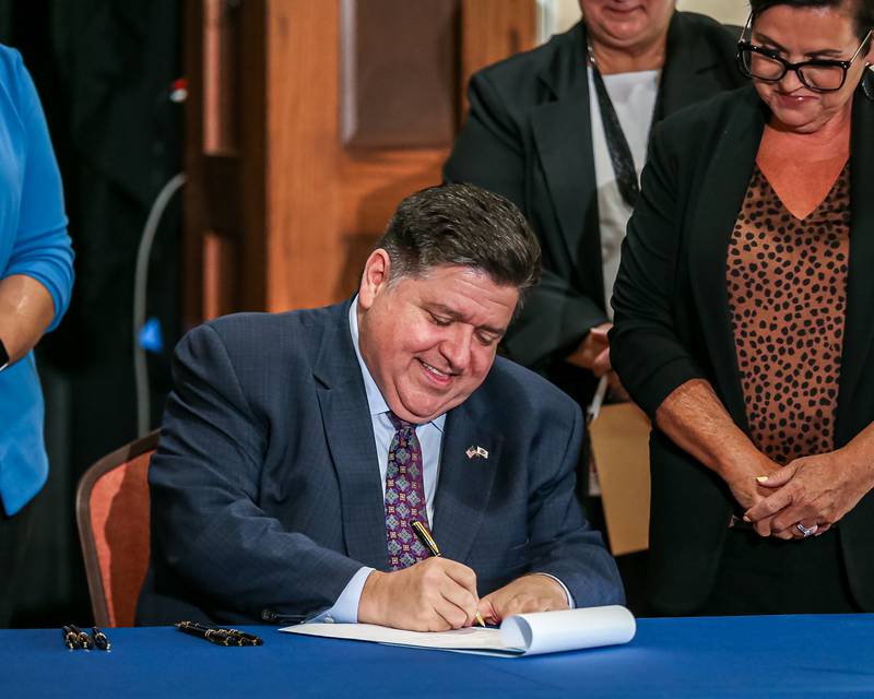 Governor Pritzker signs House Bill 0780, Grandparents Raising Grandchildren into law August 2nd, 2023