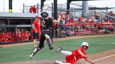 Prairie Ridge, making state debut, falls to Glenwood at IHSA Class 3A semifinals