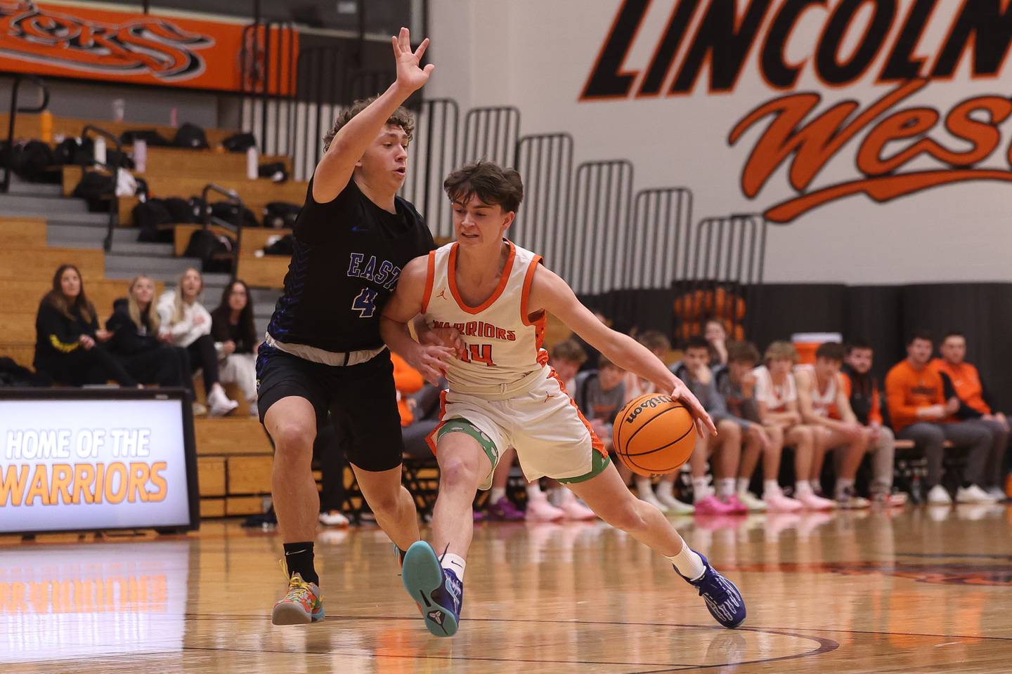 Lincoln-Way West’s Drake Been drives to the paint against Lincoln-Way East on Tuesday, Jan. 7, 2025 in New Lenox