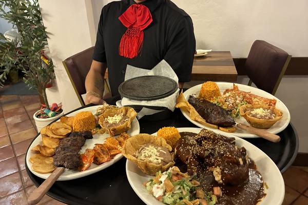 El Molino restaurant in Carpentersville reopens with new look, new owners who also run Elgin taqueria
