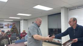 Utica honors retiring police officer Mark Credi