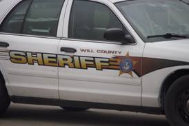 Man charged after ‘acting suspiciously’ at Lincoln-Way East girls volleyball game: police