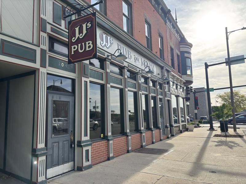 A new Italian restaurant focusing on fresh pasta and wine is opening at the former JJ’s Pub in Ottawa.