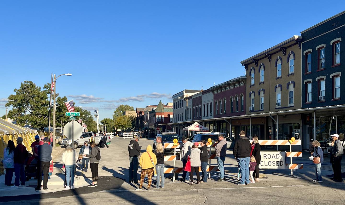 The line to get into the Taste of Sandwich stretched across Railroad Street in the city’s downtown before the tents opened at 5:30 p.m. on Wednesday, Sept. 28 2022.