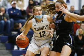 Girls Basketball: Claire Wagner, IC Catholic Prep continue strong play, beat Rosary