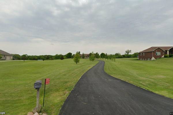 Single-family home sells in Marseilles for $537,500