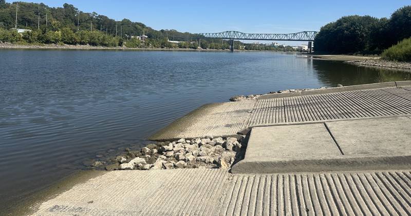 A view of the exposed boatramp at the boat launch area on Tuesday, Sept. 16, 2025  in Peru. The Illinois River is nearing it's all-time record low.