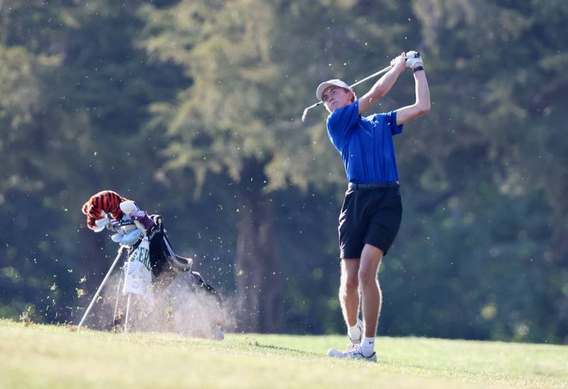 Princeton senior Jackson Mason watches his fairway shot on Thursday at Chapel Hill Golf Course.