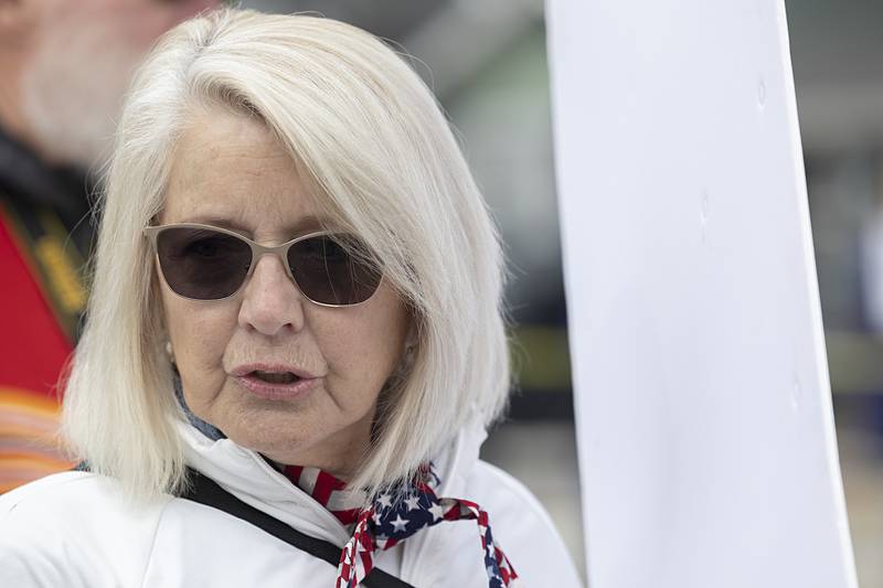 Sarah Bingaman speaks Saturday, Feb. 14, 2026, during an I Love America rally in Sterling. The rally was organized by Indivisible Sauk Valley.