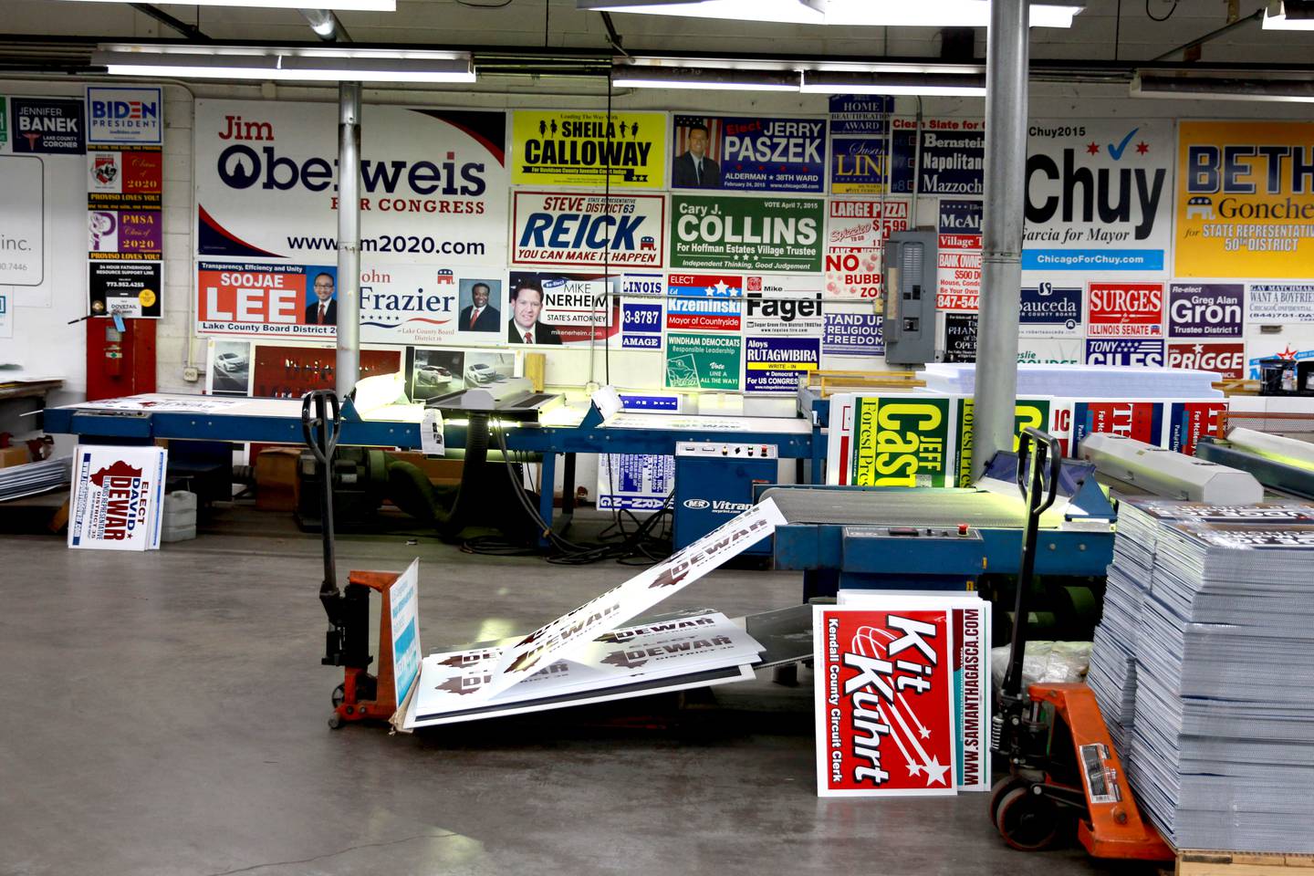 Awesome Campaigns Inc. in Elgin prints many of the campaign signs for candidates throughout Kane County and Illinois.