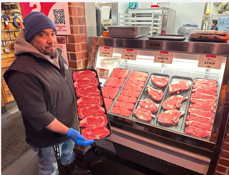 Juan De Dios Lopez Rodriguez: Naperville, is one of 23 participants who will cut meat on the ice on Sept. 26 at the Kenosha Ice Arena in Wisconsin, in the Texas Roadhouse Qualifier Meat Cutting Challenge, which is the first round of the company’s National Meat Cutting Challenge.