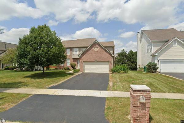 Single-family home sells in Plainfield for $472,000