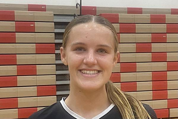 Plainfield North volleyball sweeps past District 202 rival Plainfield South