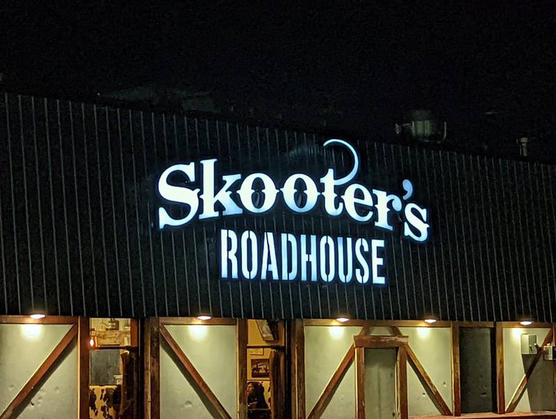 Skooter's RoadHouse in Shorewood offers a lot of food, from appetizers, to barbecue to sandwiches to brunch. The way staff packed the food was phenomenal. The clear, heavy duty bags had handles a seal that had to be ripped before getting to any food (tamper proof). This also helped a lot with keeping the food hot until we brought it home.